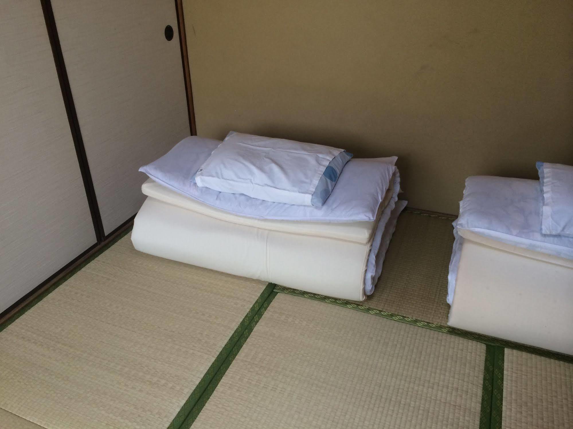 Kasuga Ryokan Hiroshima Extérieur photo