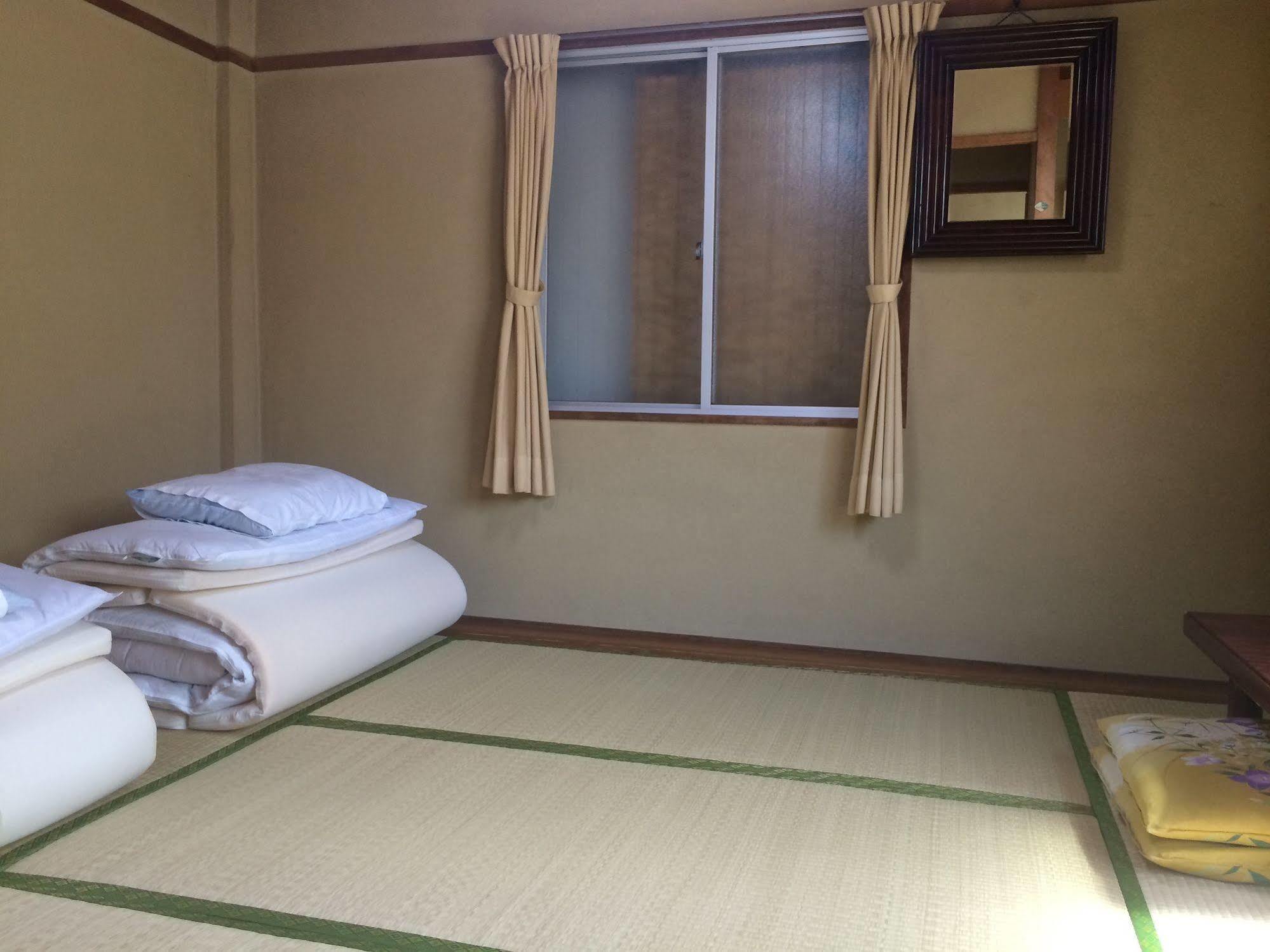 Kasuga Ryokan Hiroshima Extérieur photo